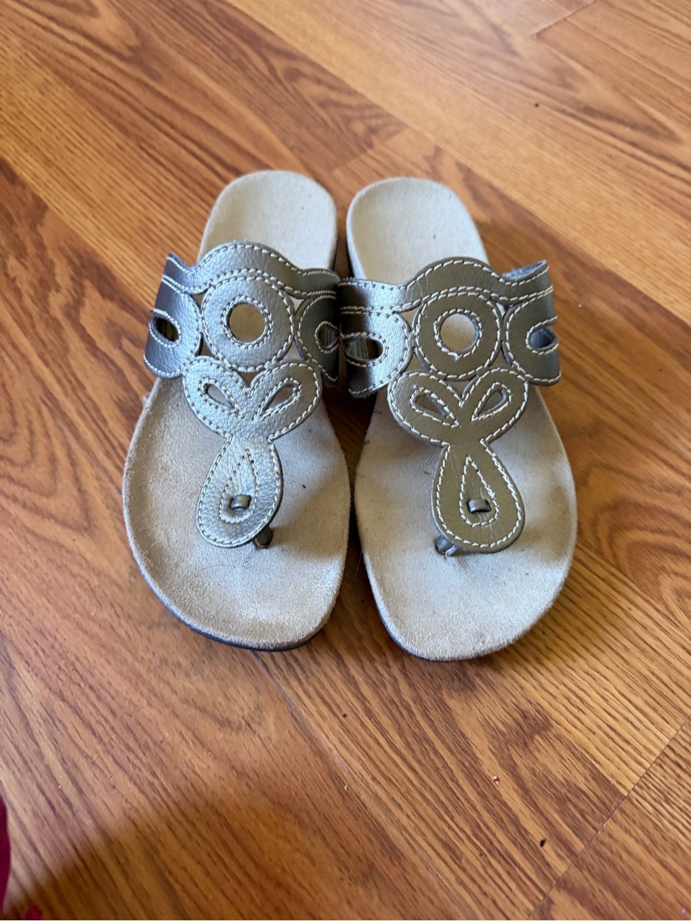 croft & barrow Olive/Tan Decorative Toe-Post Sandals